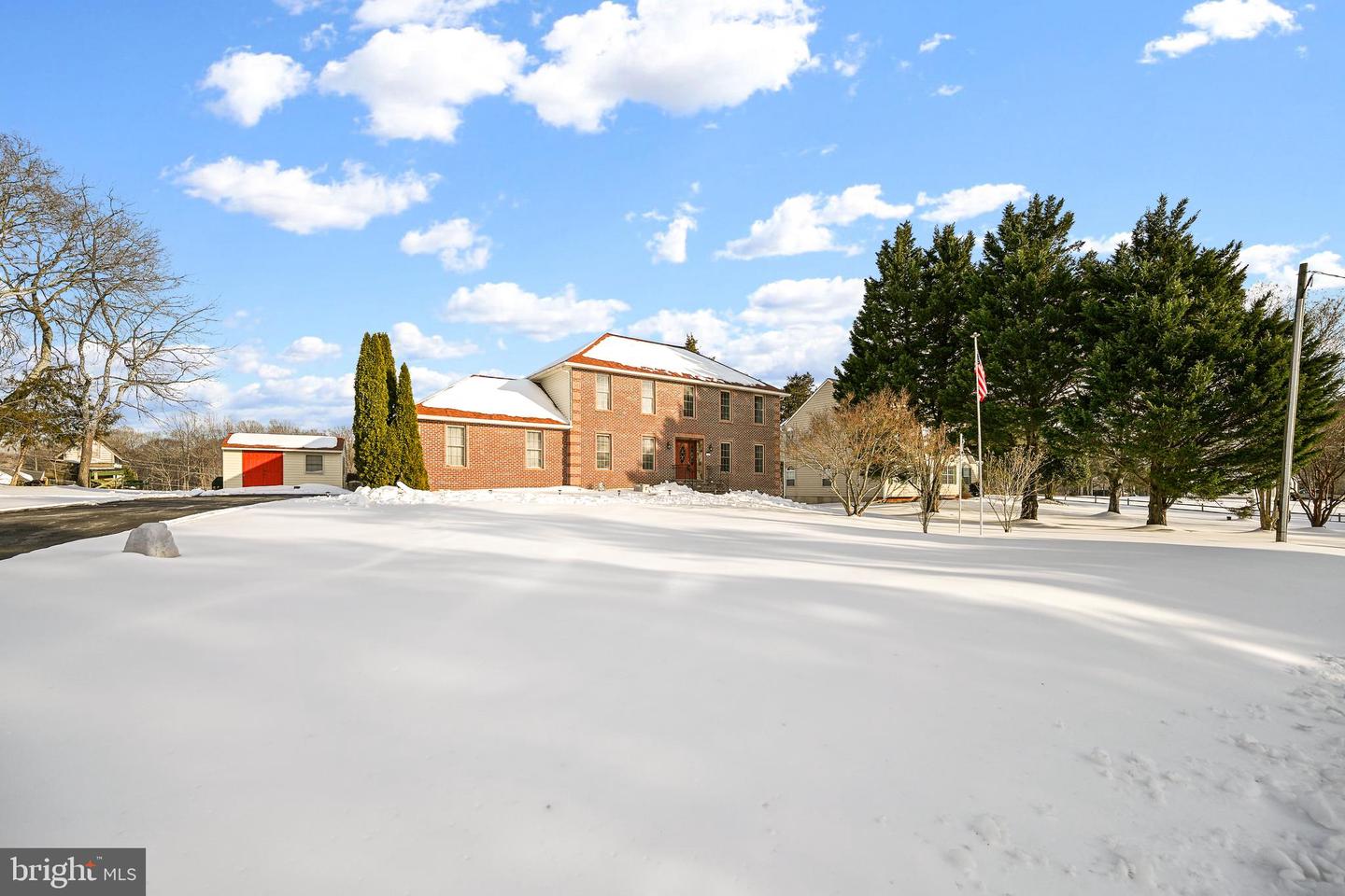 10449 PINEVIEW RD, MANASSAS, Virginia 20111, 4 Bedrooms Bedrooms, ,2 BathroomsBathrooms,Residential,For sale,10449 PINEVIEW RD,VAPW2111578 MLS # VAPW2111578