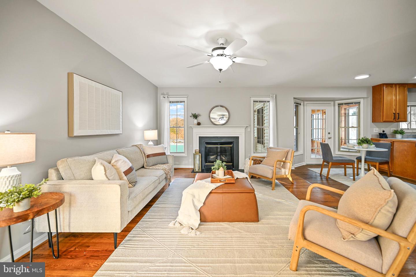 10449 PINEVIEW RD, MANASSAS, Virginia 20111, 4 Bedrooms Bedrooms, ,2 BathroomsBathrooms,Residential,For sale,10449 PINEVIEW RD,VAPW2111578 MLS # VAPW2111578