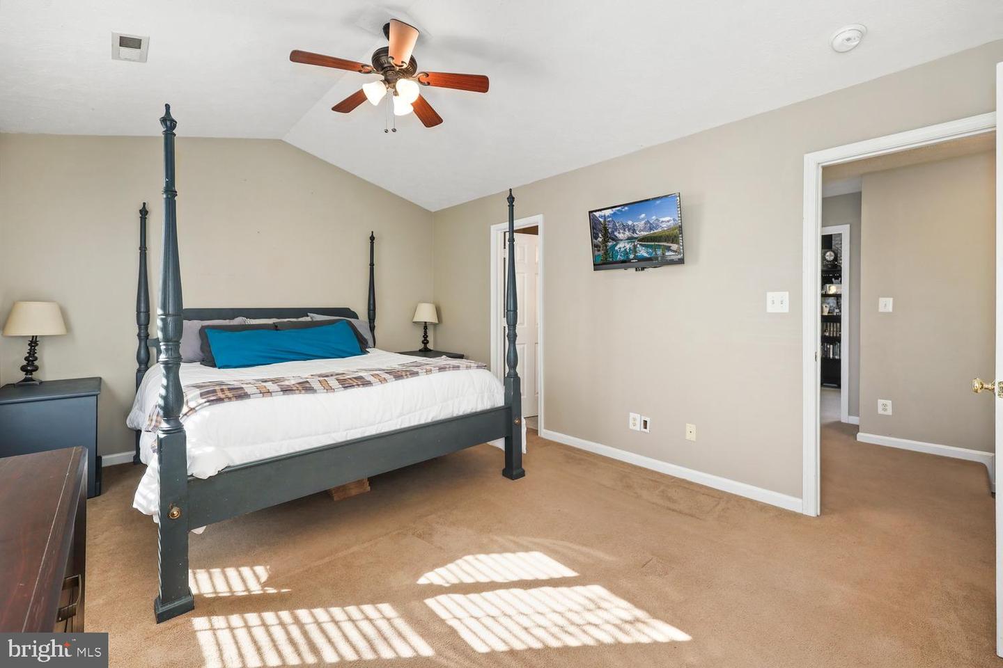 520 CLINT LN, FREDERICKSBURG, Virginia 22405, 4 Bedrooms Bedrooms, ,2 BathroomsBathrooms,Residential,For sale,520 CLINT LN,VAST2045626 MLS # VAST2045626