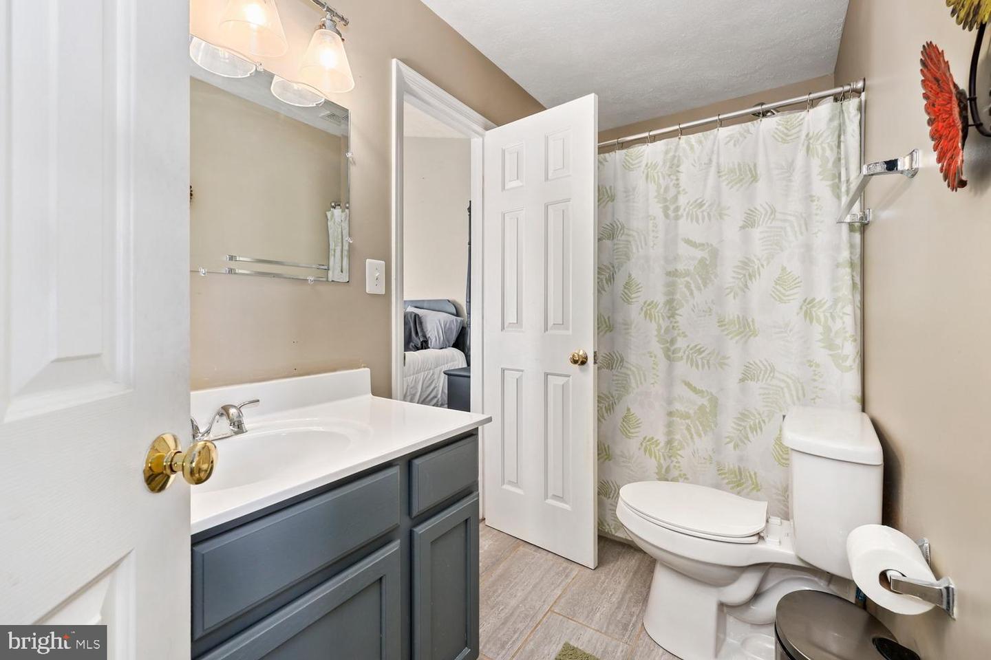 520 CLINT LN, FREDERICKSBURG, Virginia 22405, 4 Bedrooms Bedrooms, ,2 BathroomsBathrooms,Residential,For sale,520 CLINT LN,VAST2045626 MLS # VAST2045626