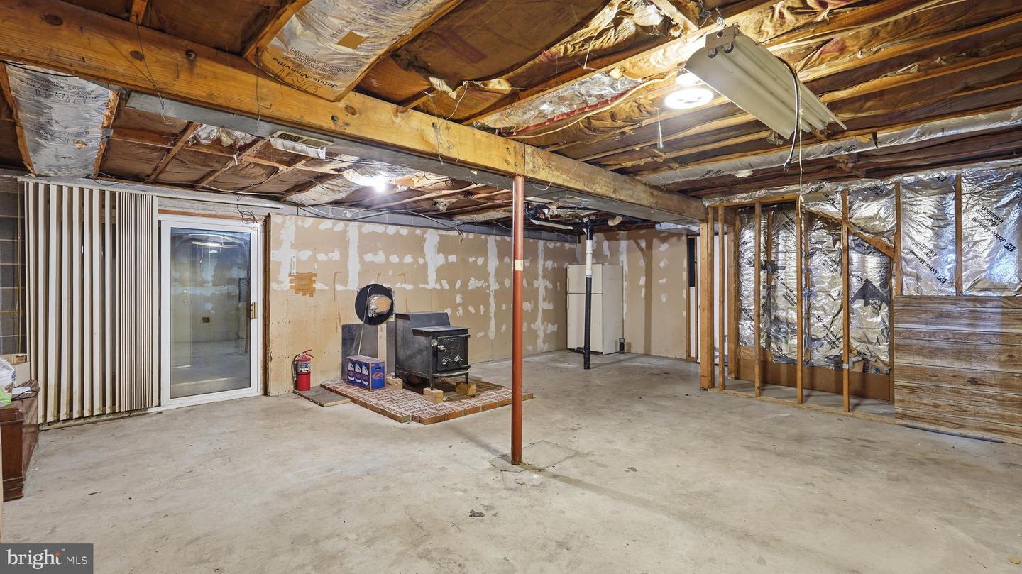 210 AUSTIN DR, STAFFORD, Virginia 22556, 3 Bedrooms Bedrooms, ,2 BathroomsBathrooms,Residential,For sale,210 AUSTIN DR,VAST2045628 MLS # VAST2045628