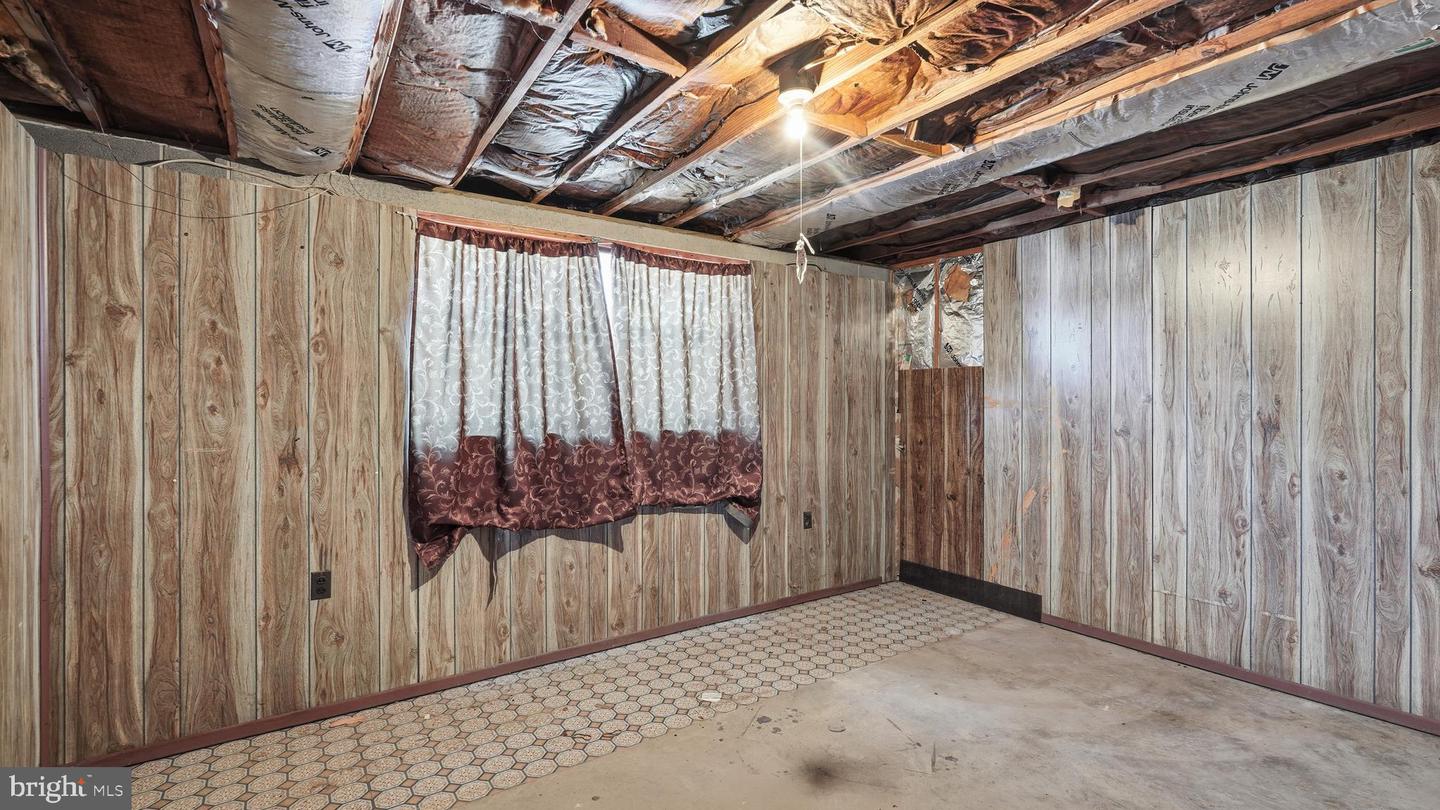 210 AUSTIN DR, STAFFORD, Virginia 22556, 3 Bedrooms Bedrooms, ,2 BathroomsBathrooms,Residential,For sale,210 AUSTIN DR,VAST2045628 MLS # VAST2045628