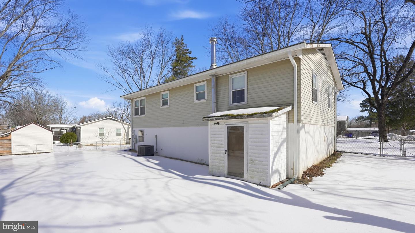 210 AUSTIN DR, STAFFORD, Virginia 22556, 3 Bedrooms Bedrooms, ,2 BathroomsBathrooms,Residential,For sale,210 AUSTIN DR,VAST2045628 MLS # VAST2045628