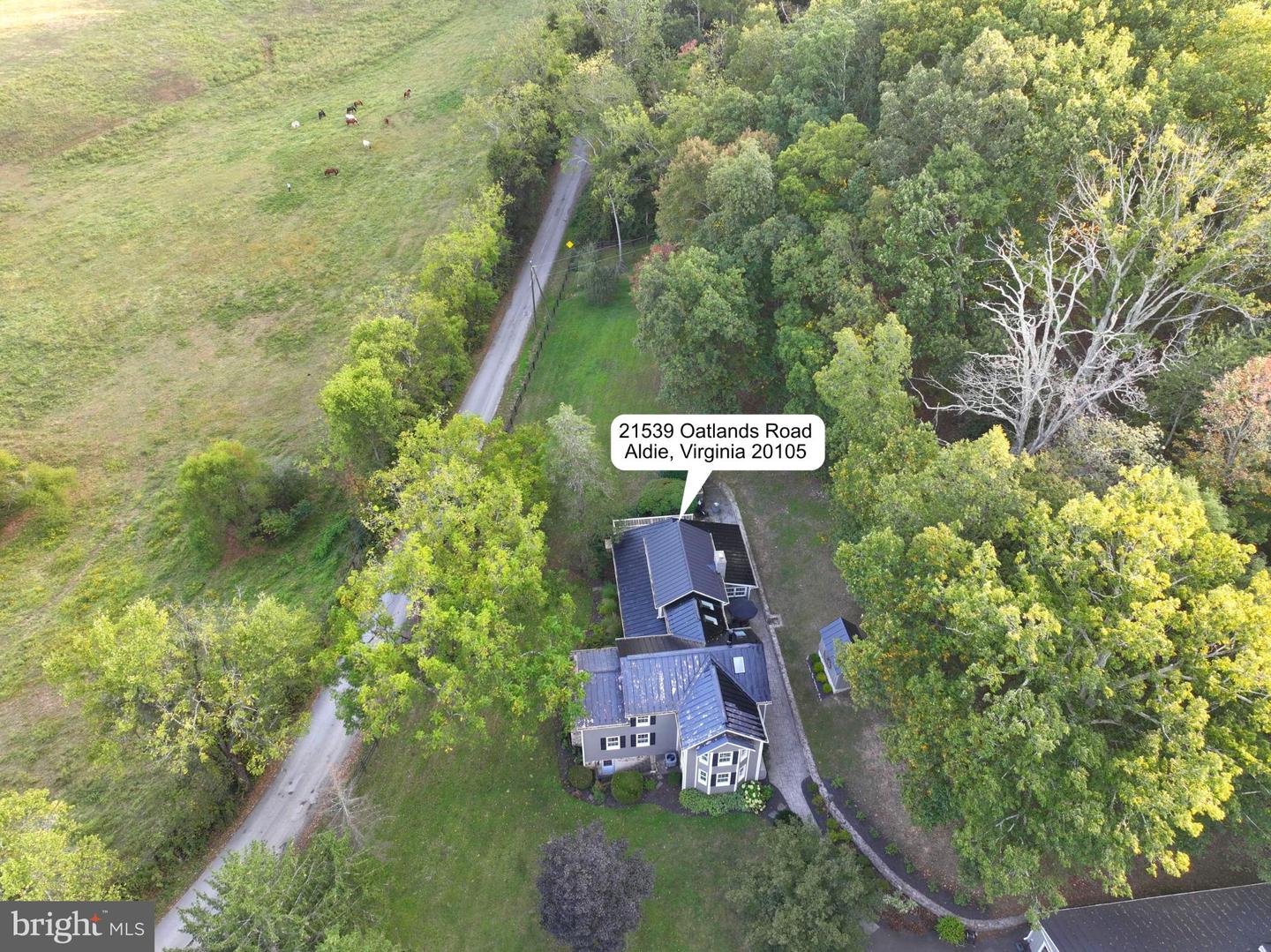 21539 OATLANDS RD, ALDIE, Virginia 20105, 4 Bedrooms Bedrooms, 7 Rooms Rooms,3 BathroomsBathrooms,Residential,For sale,21539 OATLANDS RD,VALO2114972 MLS # VALO2114972