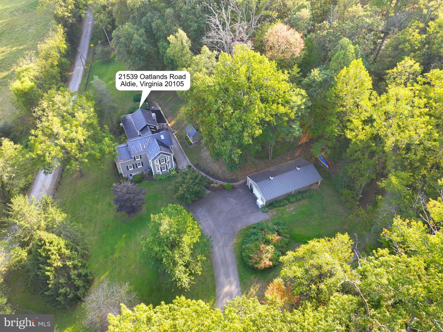 21539 OATLANDS RD, ALDIE, Virginia 20105, 4 Bedrooms Bedrooms, 7 Rooms Rooms,3 BathroomsBathrooms,Residential,For sale,21539 OATLANDS RD,VALO2114972 MLS # VALO2114972