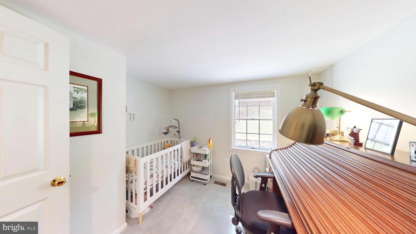 21539 OATLANDS RD, ALDIE, Virginia 20105, 4 Bedrooms Bedrooms, 7 Rooms Rooms,3 BathroomsBathrooms,Residential,For sale,21539 OATLANDS RD,VALO2114972 MLS # VALO2114972