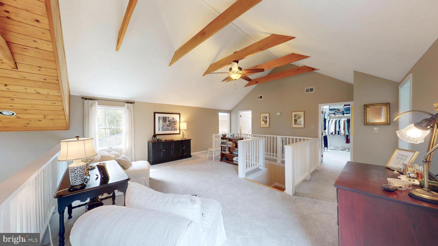 21539 OATLANDS RD, ALDIE, Virginia 20105, 4 Bedrooms Bedrooms, 7 Rooms Rooms,3 BathroomsBathrooms,Residential,For sale,21539 OATLANDS RD,VALO2114972 MLS # VALO2114972