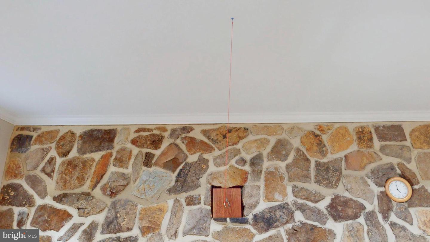 21539 OATLANDS RD, ALDIE, Virginia 20105, 4 Bedrooms Bedrooms, 7 Rooms Rooms,3 BathroomsBathrooms,Residential,For sale,21539 OATLANDS RD,VALO2114972 MLS # VALO2114972