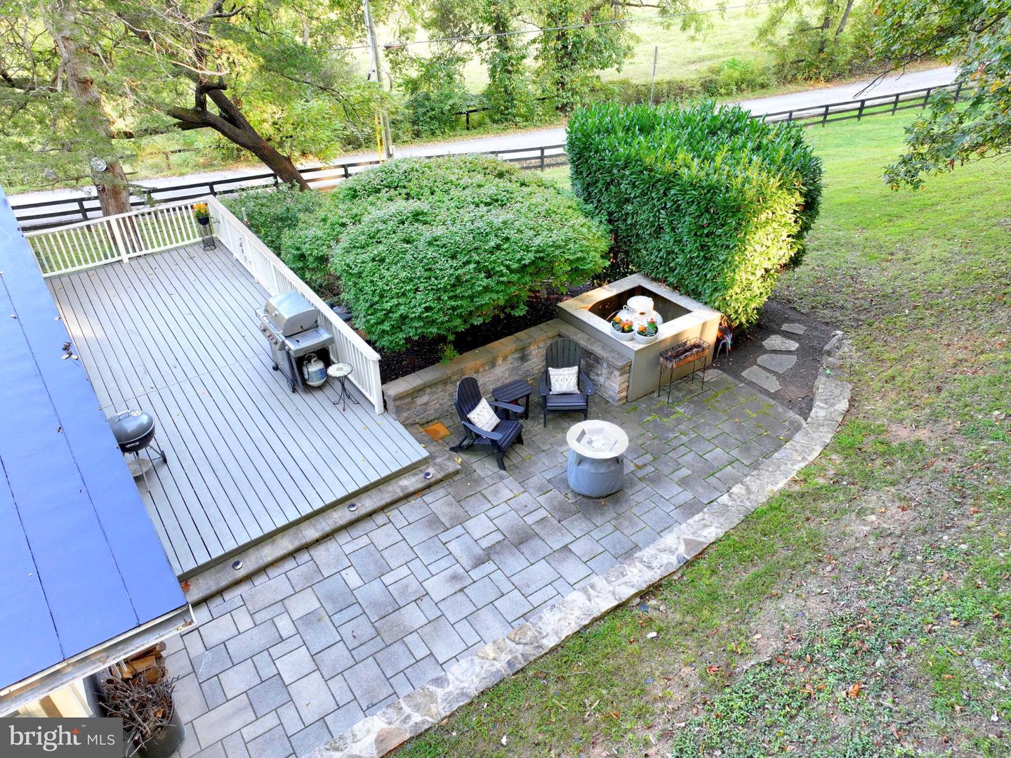 21539 OATLANDS RD, ALDIE, Virginia 20105, 4 Bedrooms Bedrooms, 7 Rooms Rooms,3 BathroomsBathrooms,Residential,For sale,21539 OATLANDS RD,VALO2114972 MLS # VALO2114972