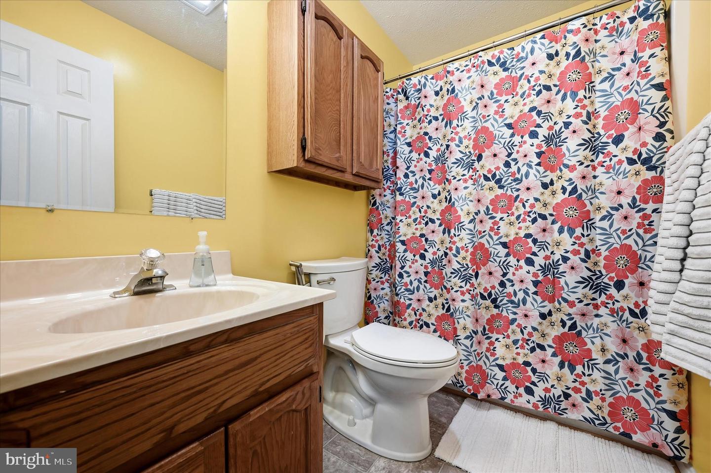 202 MASTERS DR, CROSS JUNCTION, Virginia 22625, 3 Bedrooms Bedrooms, ,2 BathroomsBathrooms,Residential,For sale,202 MASTERS DR,VAFV2039306 MLS # VAFV2039306