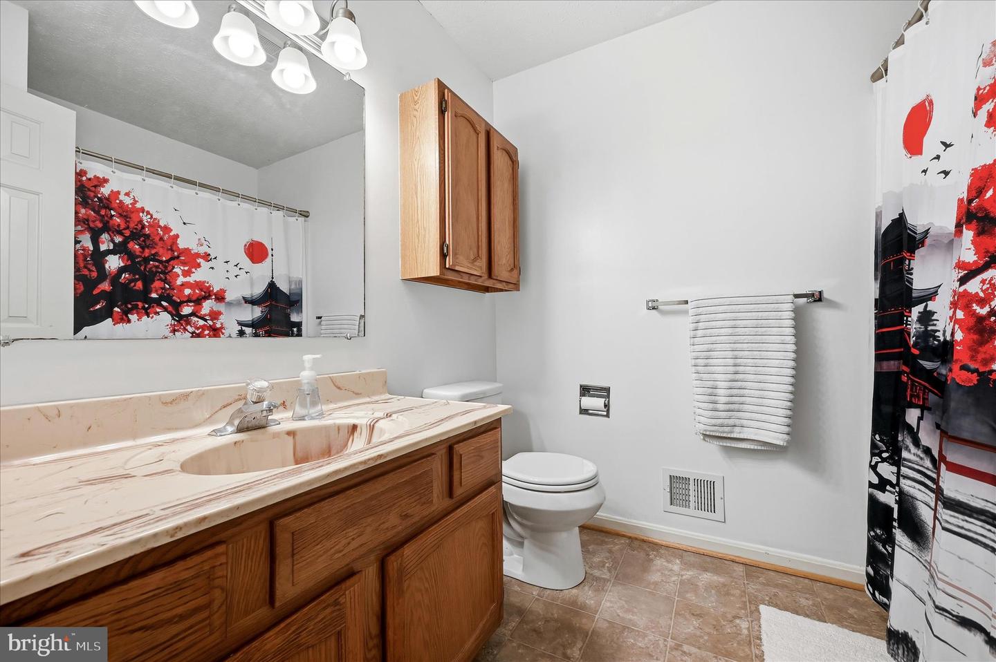 202 MASTERS DR, CROSS JUNCTION, Virginia 22625, 3 Bedrooms Bedrooms, ,2 BathroomsBathrooms,Residential,For sale,202 MASTERS DR,VAFV2039306 MLS # VAFV2039306