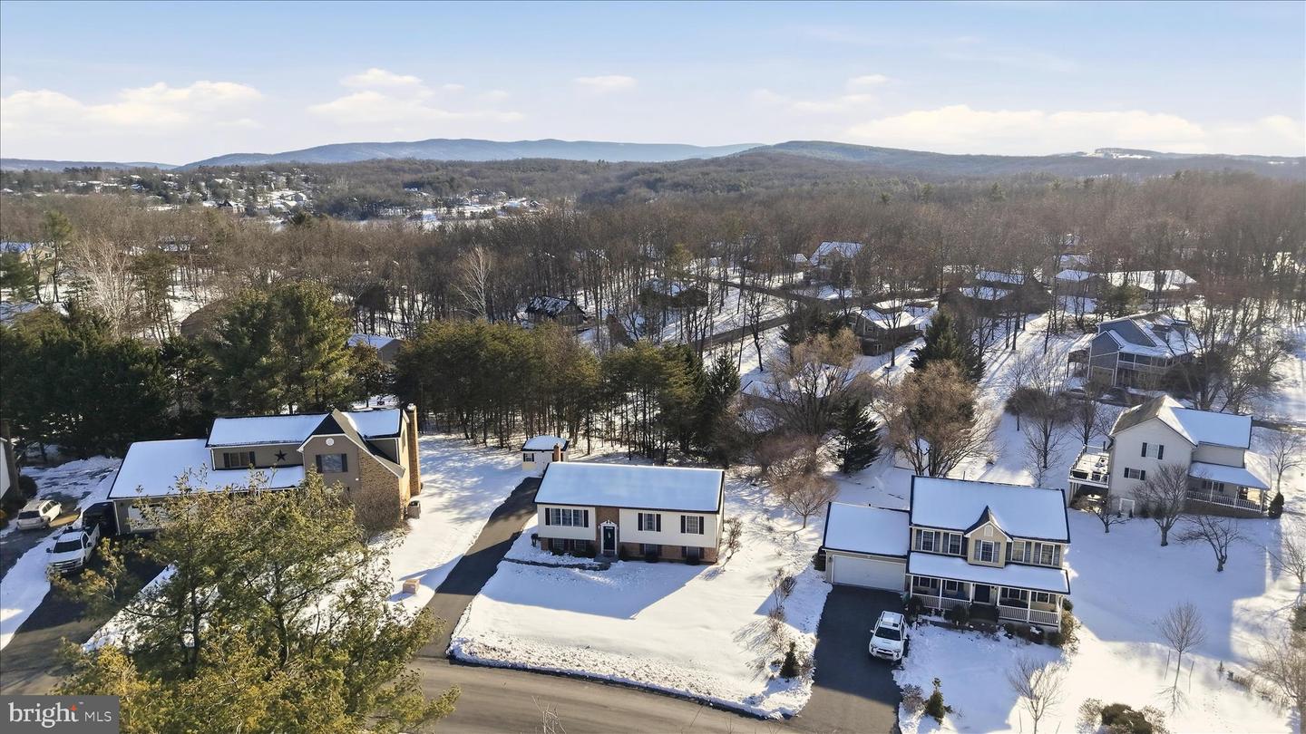 202 MASTERS DR, CROSS JUNCTION, Virginia 22625, 3 Bedrooms Bedrooms, ,2 BathroomsBathrooms,Residential,For sale,202 MASTERS DR,VAFV2039306 MLS # VAFV2039306