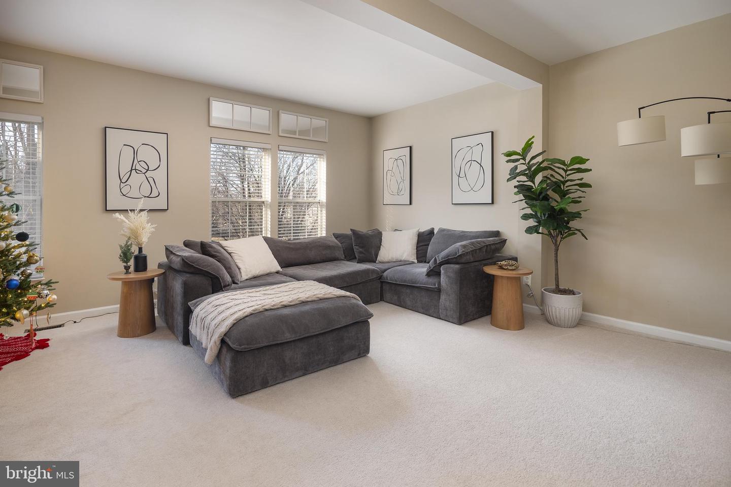 12151 DRUM SALUTE PL, BRISTOW, Virginia 20136, 3 Bedrooms Bedrooms, ,2 BathroomsBathrooms,Residential,For sale,12151 DRUM SALUTE PL,VAPW2111598 MLS # VAPW2111598