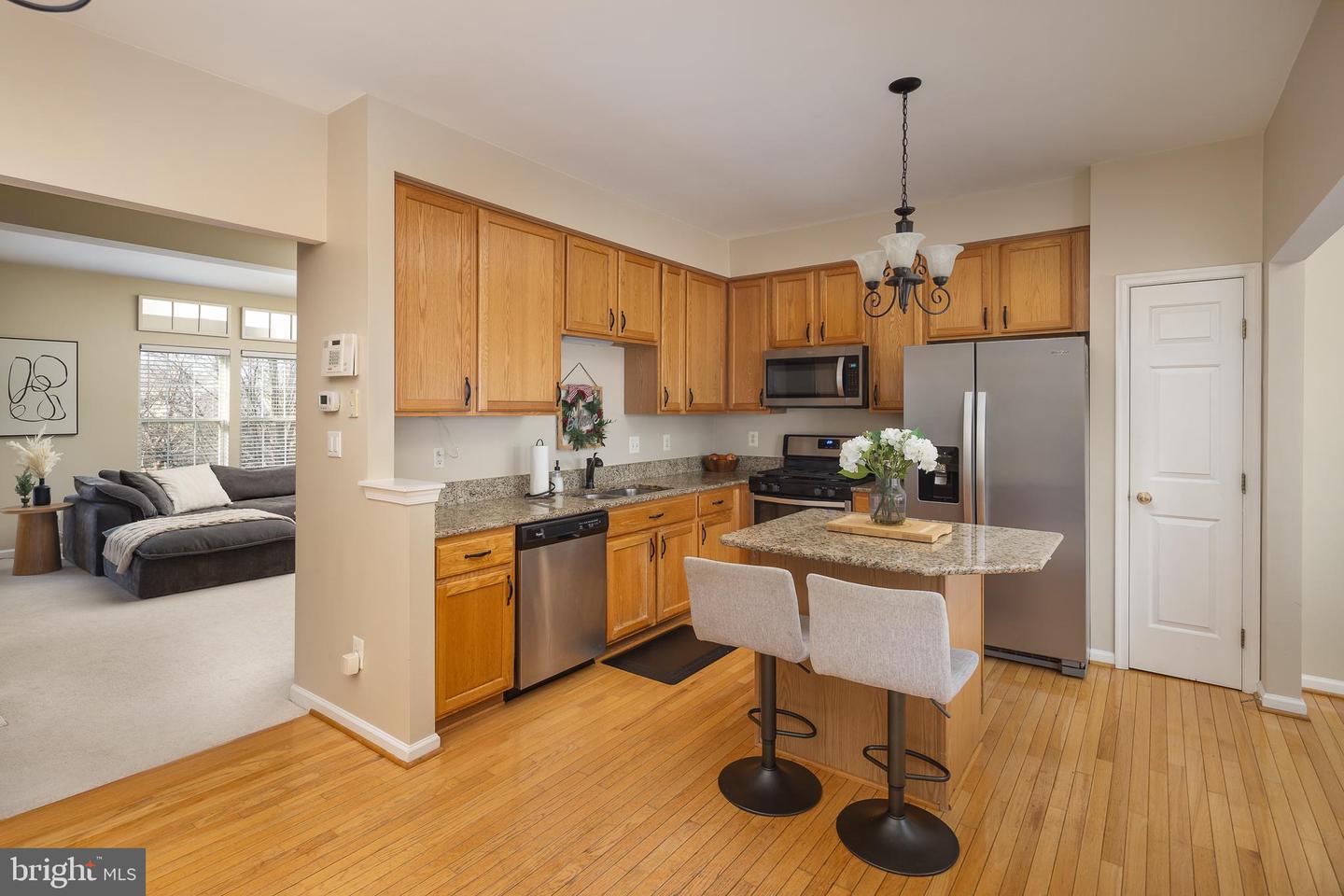 12151 DRUM SALUTE PL, BRISTOW, Virginia 20136, 3 Bedrooms Bedrooms, ,2 BathroomsBathrooms,Residential,For sale,12151 DRUM SALUTE PL,VAPW2111598 MLS # VAPW2111598