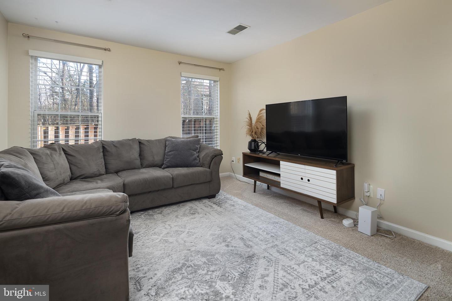 12151 DRUM SALUTE PL, BRISTOW, Virginia 20136, 3 Bedrooms Bedrooms, ,2 BathroomsBathrooms,Residential,For sale,12151 DRUM SALUTE PL,VAPW2111598 MLS # VAPW2111598