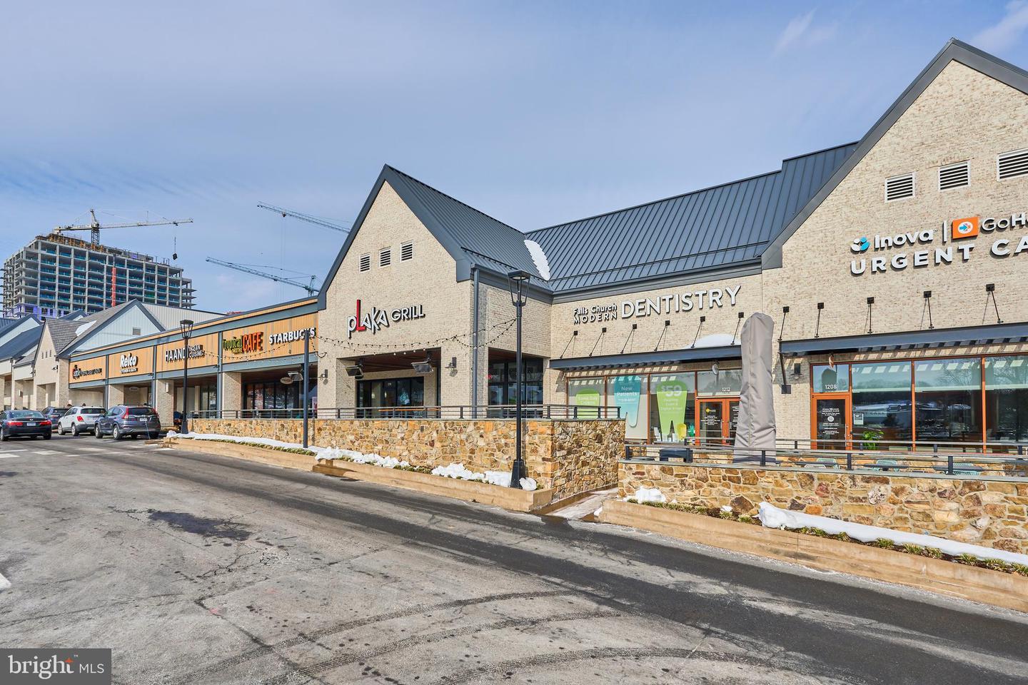 156 HAYCOCK RD #A-6, FALLS CHURCH, Virginia 22046, 1 Bedroom Bedrooms, ,1 BathroomBathrooms,Residential,For sale,156 HAYCOCK RD #A-6,VAFA2003550 MLS # VAFA2003550