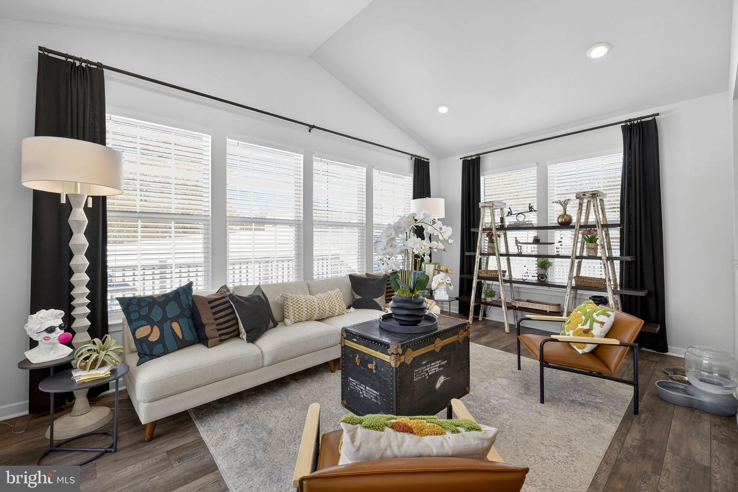 236 LEHIGH DR, WINCHESTER, Virginia 22602, 5 Bedrooms Bedrooms, ,4 BathroomsBathrooms,Residential,For sale,236 LEHIGH DR,VAFV2039318 MLS # VAFV2039318