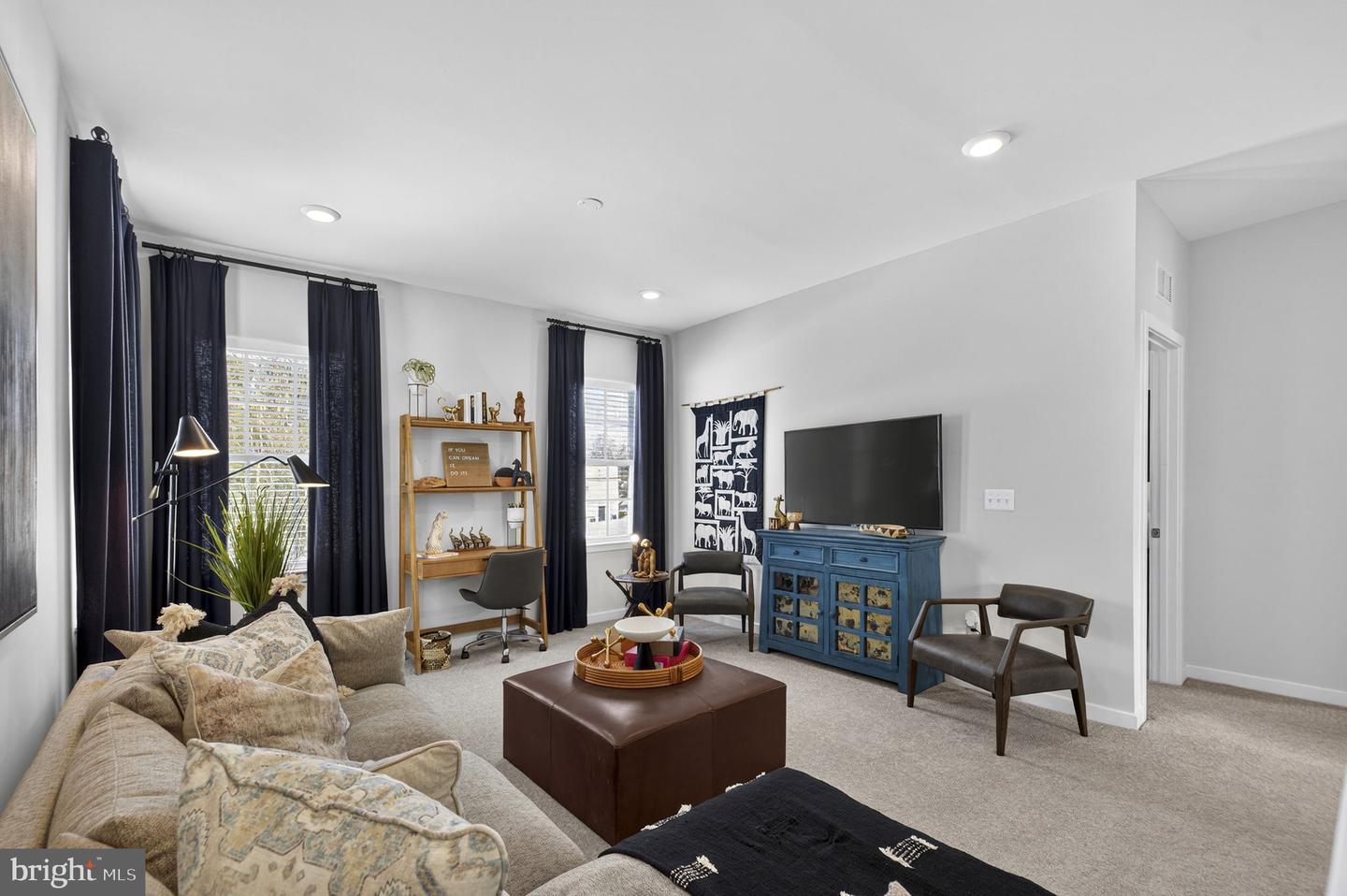 236 LEHIGH DR, WINCHESTER, Virginia 22602, 5 Bedrooms Bedrooms, ,4 BathroomsBathrooms,Residential,For sale,236 LEHIGH DR,VAFV2039318 MLS # VAFV2039318