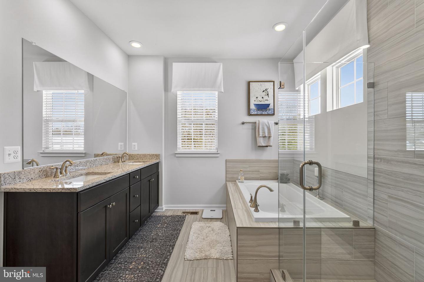 236 LEHIGH DR, WINCHESTER, Virginia 22602, 5 Bedrooms Bedrooms, ,4 BathroomsBathrooms,Residential,For sale,236 LEHIGH DR,VAFV2039318 MLS # VAFV2039318