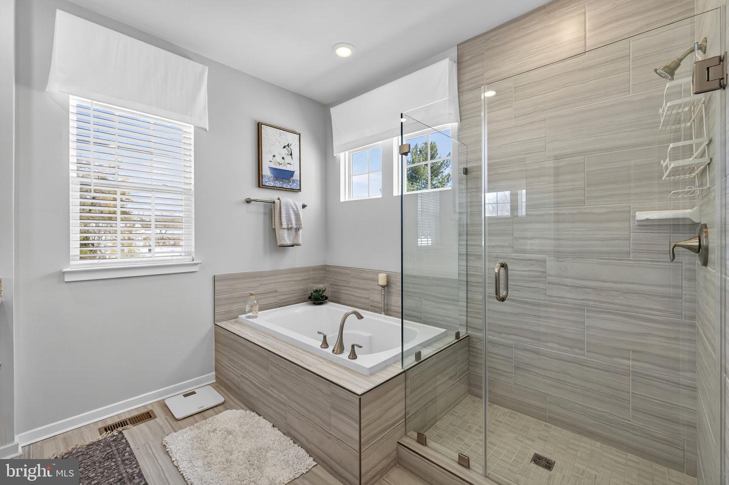 236 LEHIGH DR, WINCHESTER, Virginia 22602, 5 Bedrooms Bedrooms, ,4 BathroomsBathrooms,Residential,For sale,236 LEHIGH DR,VAFV2039318 MLS # VAFV2039318