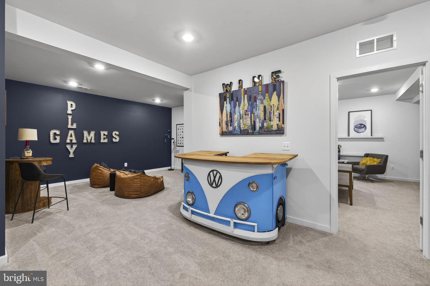 236 LEHIGH DR, WINCHESTER, Virginia 22602, 5 Bedrooms Bedrooms, ,4 BathroomsBathrooms,Residential,For sale,236 LEHIGH DR,VAFV2039318 MLS # VAFV2039318