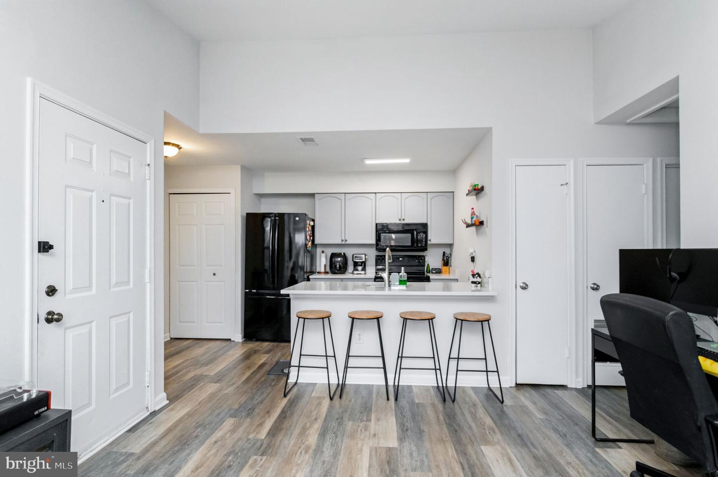 8610-D BEEKMAN PL #10D, ALEXANDRIA, Virginia 22309, 1 Bedroom Bedrooms, ,1 BathroomBathrooms,Residential,For sale,8610-D BEEKMAN PL #10D,VAFX2288496 MLS # VAFX2288496