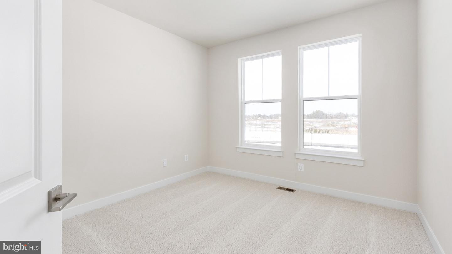 44588 STRABANE TER, ASHBURN, Virginia 20147, 3 Bedrooms Bedrooms, ,2 BathroomsBathrooms,Residential,For sale,44588 STRABANE TER,VALO2115016 MLS # VALO2115016