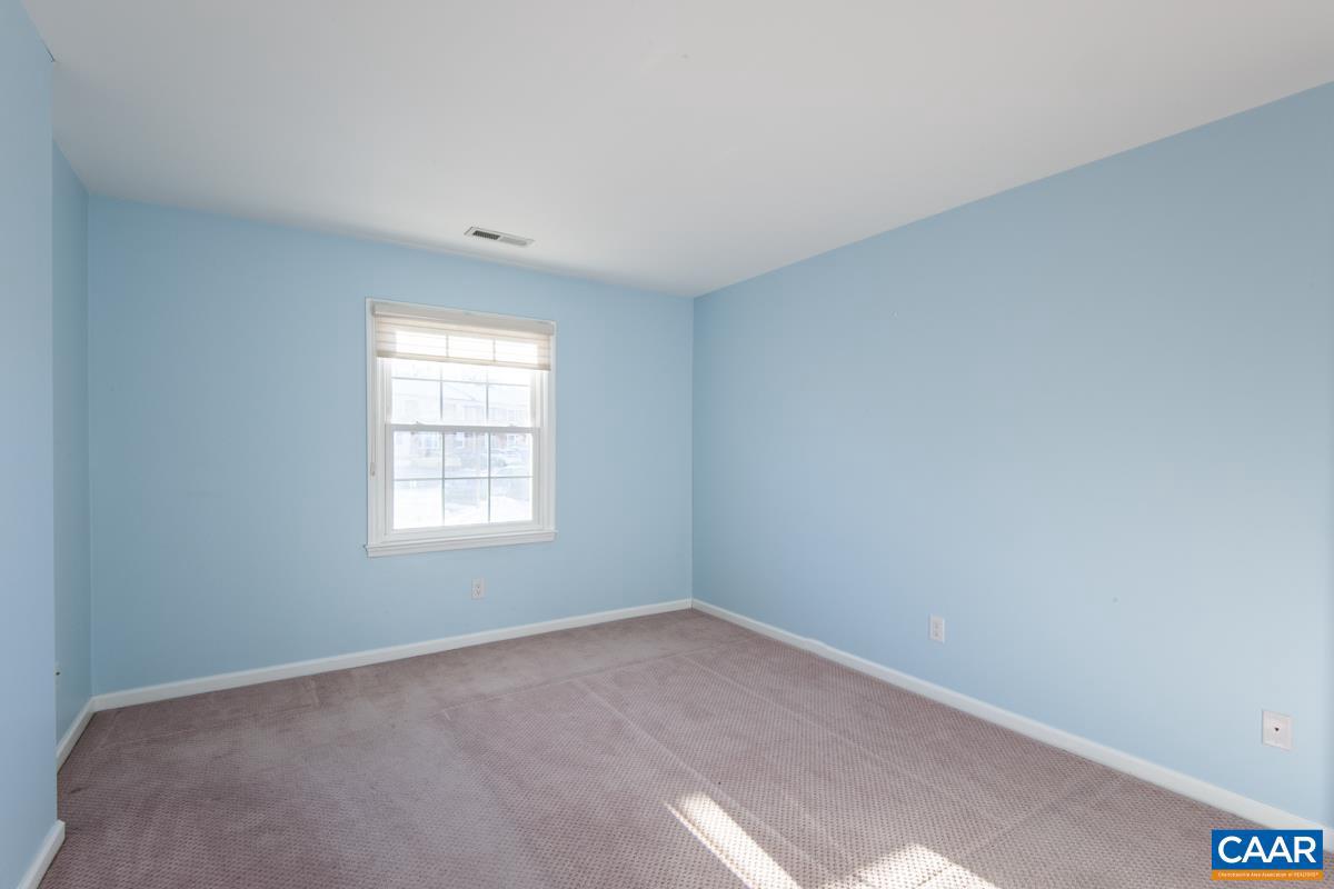 137 HESSIAN HILLS CIR #3, CHARLOTTESVILLE, Virginia 22901, 2 Bedrooms Bedrooms, ,1 BathroomBathrooms,Residential,For sale,137 HESSIAN HILLS CIR #3,672937 MLS # 672937