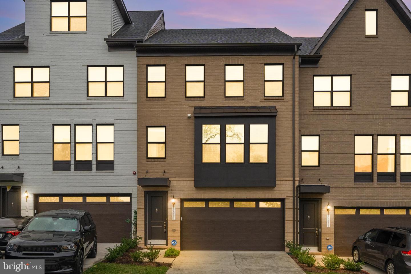 14303 YESLER AVE, CHANTILLY, Virginia 20151, 3 Bedrooms Bedrooms, 8 Rooms Rooms,2 BathroomsBathrooms,Residential,For sale,14303 YESLER AVE,VAFX2288504 MLS # VAFX2288504