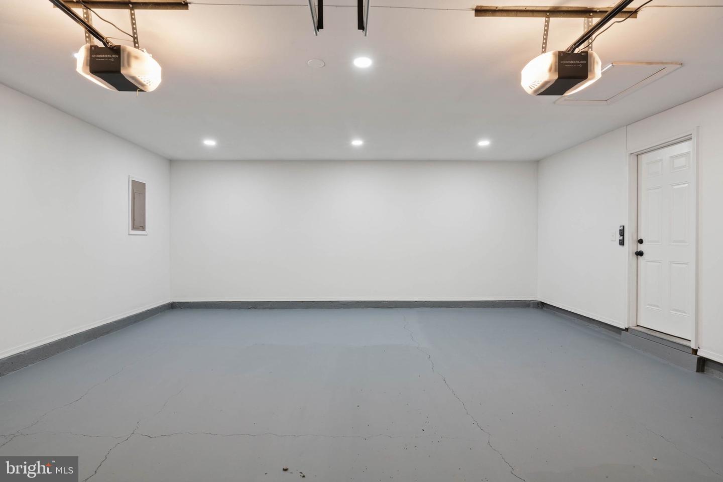 2678 OAKTON GLEN DR, VIENNA, Virginia 22181, 5 Bedrooms Bedrooms, ,3 BathroomsBathrooms,Residential,For sale,2678 OAKTON GLEN DR,VAFX2288252 MLS # VAFX2288252