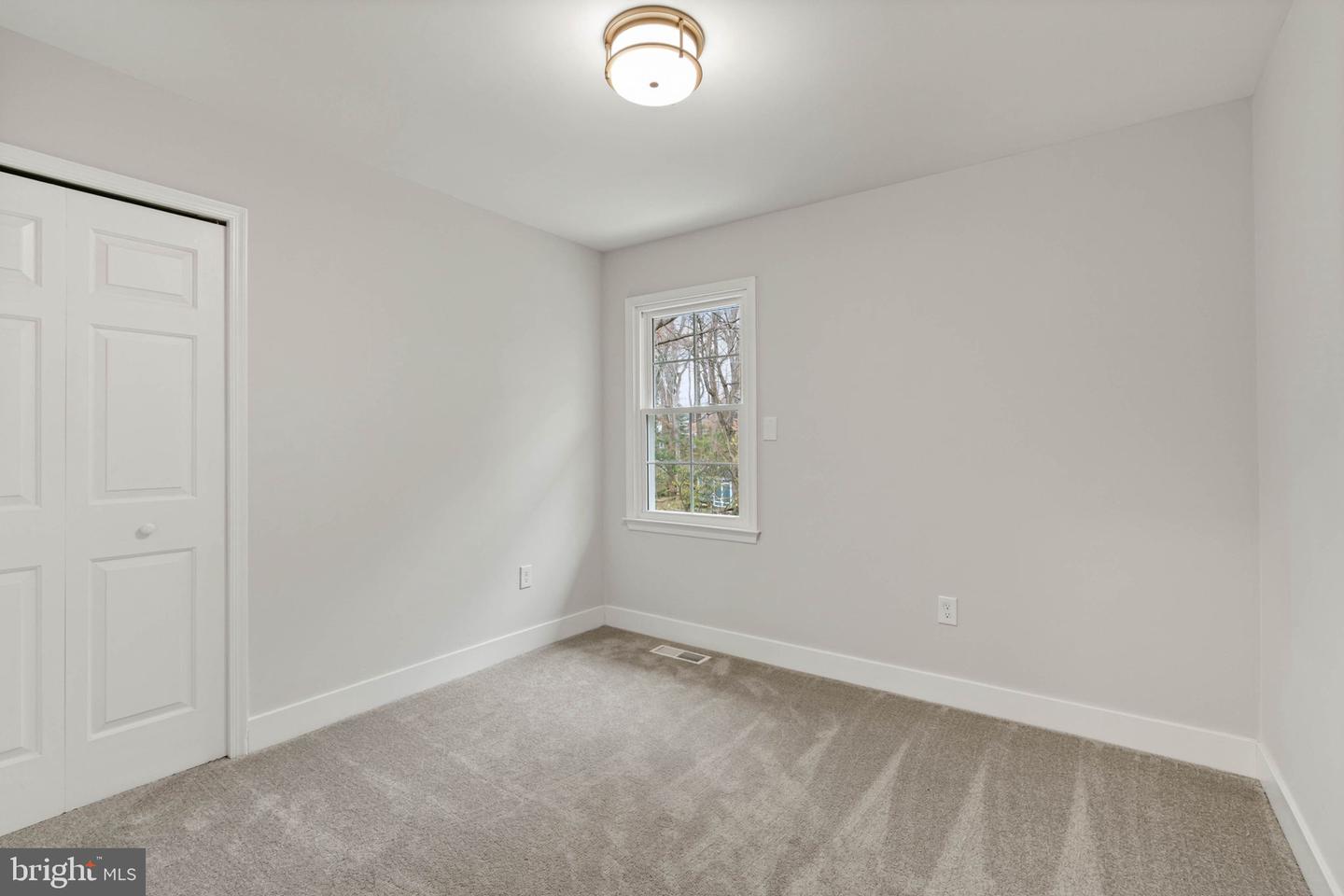 2678 OAKTON GLEN DR, VIENNA, Virginia 22181, 5 Bedrooms Bedrooms, ,3 BathroomsBathrooms,Residential,For sale,2678 OAKTON GLEN DR,VAFX2288252 MLS # VAFX2288252