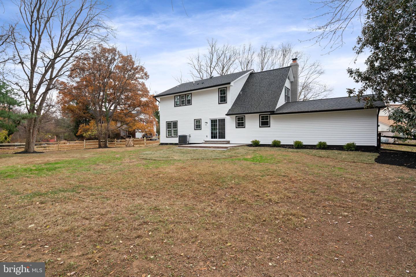 2678 OAKTON GLEN DR, VIENNA, Virginia 22181, 5 Bedrooms Bedrooms, ,3 BathroomsBathrooms,Residential,For sale,2678 OAKTON GLEN DR,VAFX2288252 MLS # VAFX2288252