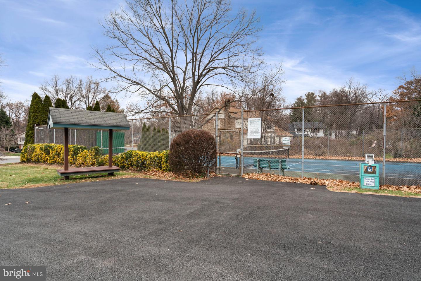 2678 OAKTON GLEN DR, VIENNA, Virginia 22181, 5 Bedrooms Bedrooms, ,3 BathroomsBathrooms,Residential,For sale,2678 OAKTON GLEN DR,VAFX2288252 MLS # VAFX2288252