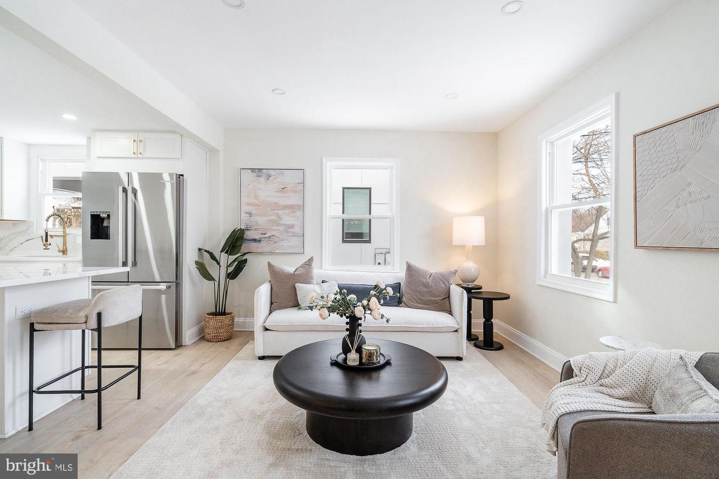 1404 N POWHATAN ST, ARLINGTON, Virginia 22205, 3 Bedrooms Bedrooms, ,4 BathroomsBathrooms,Residential,For sale,1404 N POWHATAN ST,VAAR2068332 MLS # VAAR2068332