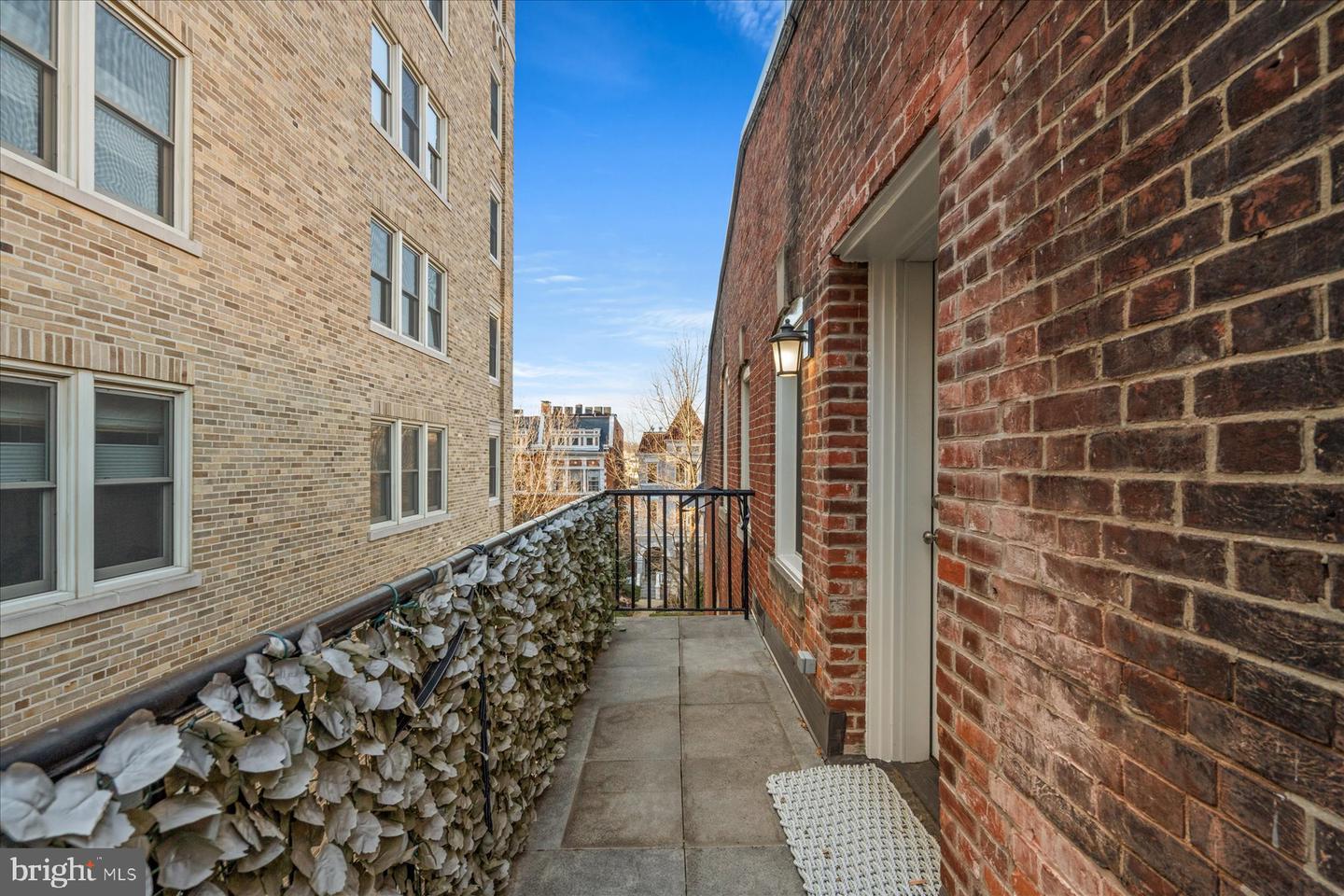 2014 KALORAMA RD NW #7, WASHINGTON, District Of Columbia 20009, 2 Bedrooms Bedrooms, ,2 BathroomsBathrooms,Residential,For sale,2014 KALORAMA RD NW #7,DCDC2244166 MLS # DCDC2244166