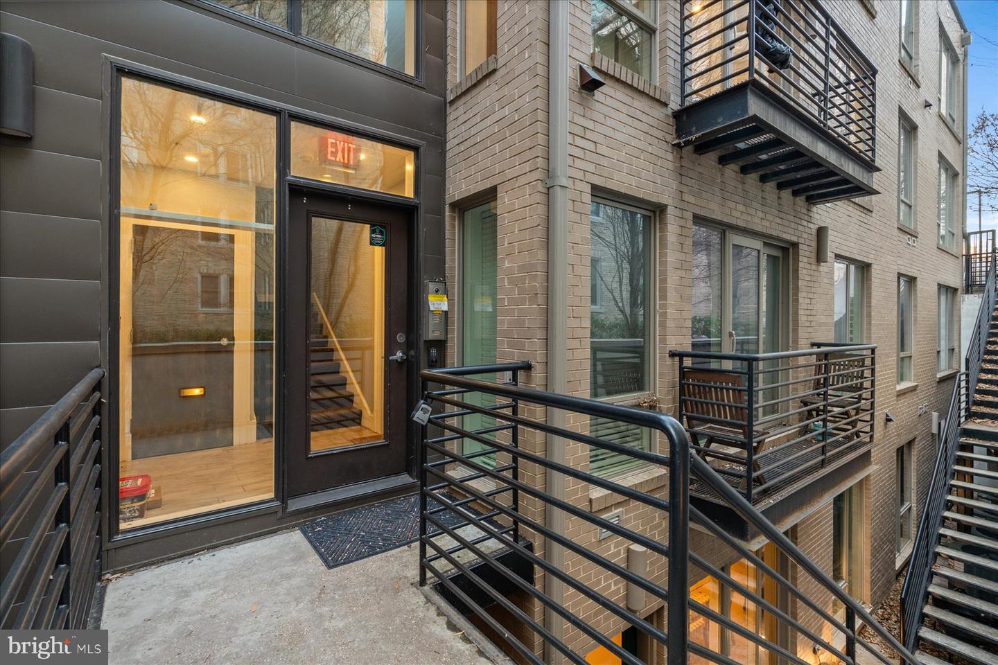 2014 KALORAMA RD NW #7, WASHINGTON, District Of Columbia 20009, 2 Bedrooms Bedrooms, ,2 BathroomsBathrooms,Residential,For sale,2014 KALORAMA RD NW #7,DCDC2244166 MLS # DCDC2244166