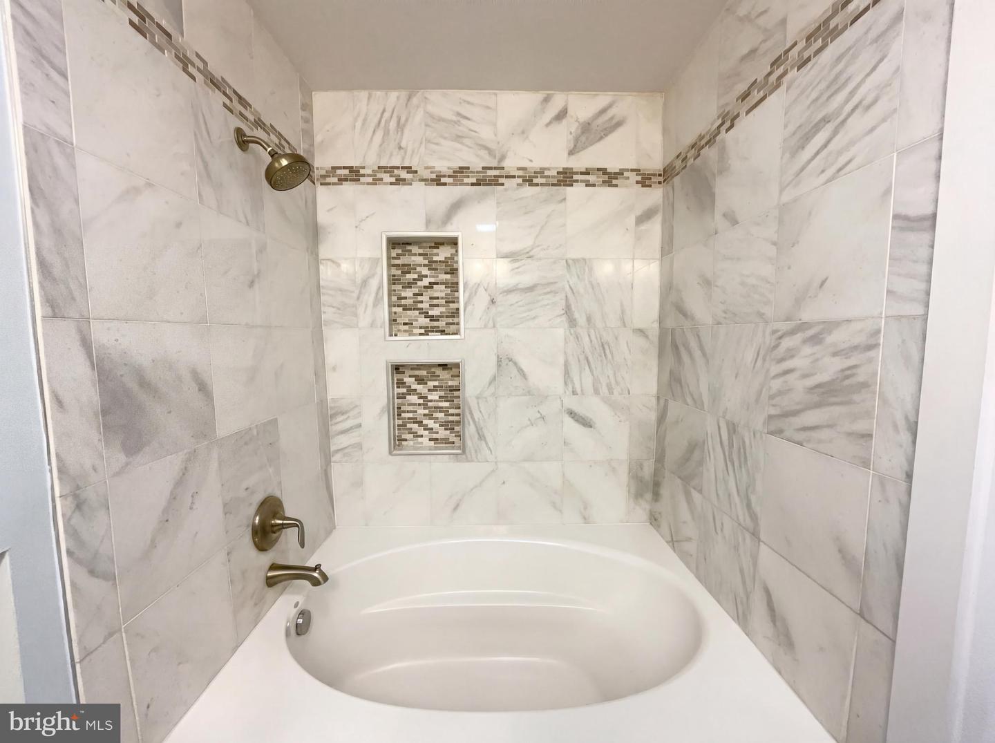 6515 CARRIAGE DR, ALEXANDRIA, Virginia 22310, 4 Bedrooms Bedrooms, ,3 BathroomsBathrooms,Residential,For sale,6515 CARRIAGE DR,VAFX2288468 MLS # VAFX2288468