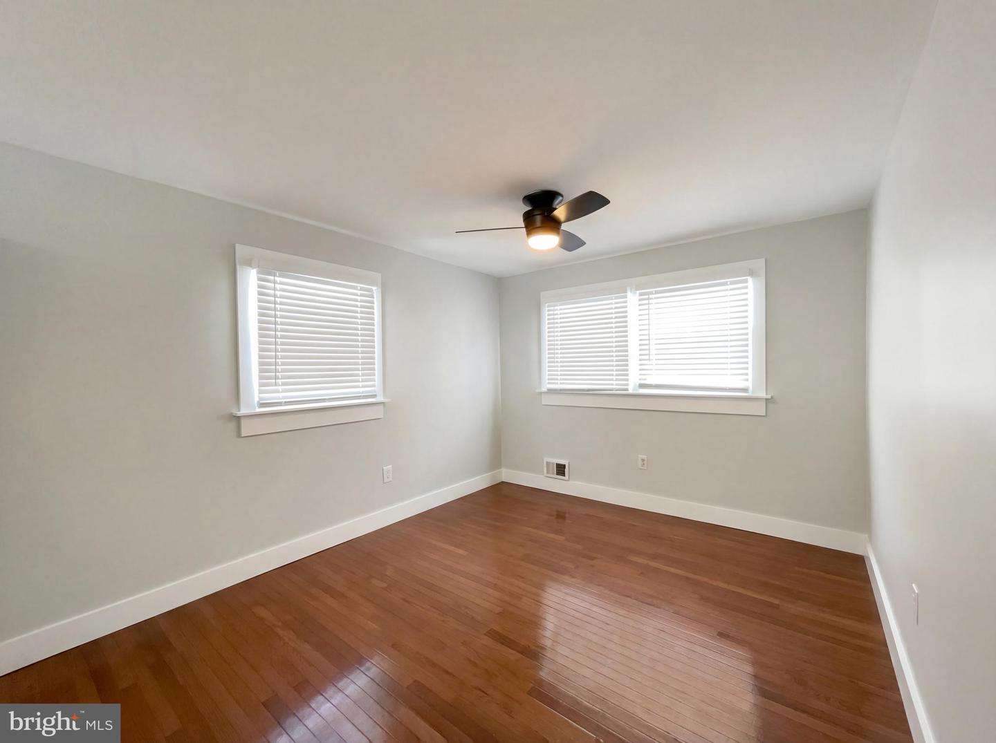 6515 CARRIAGE DR, ALEXANDRIA, Virginia 22310, 4 Bedrooms Bedrooms, ,3 BathroomsBathrooms,Residential,For sale,6515 CARRIAGE DR,VAFX2288468 MLS # VAFX2288468