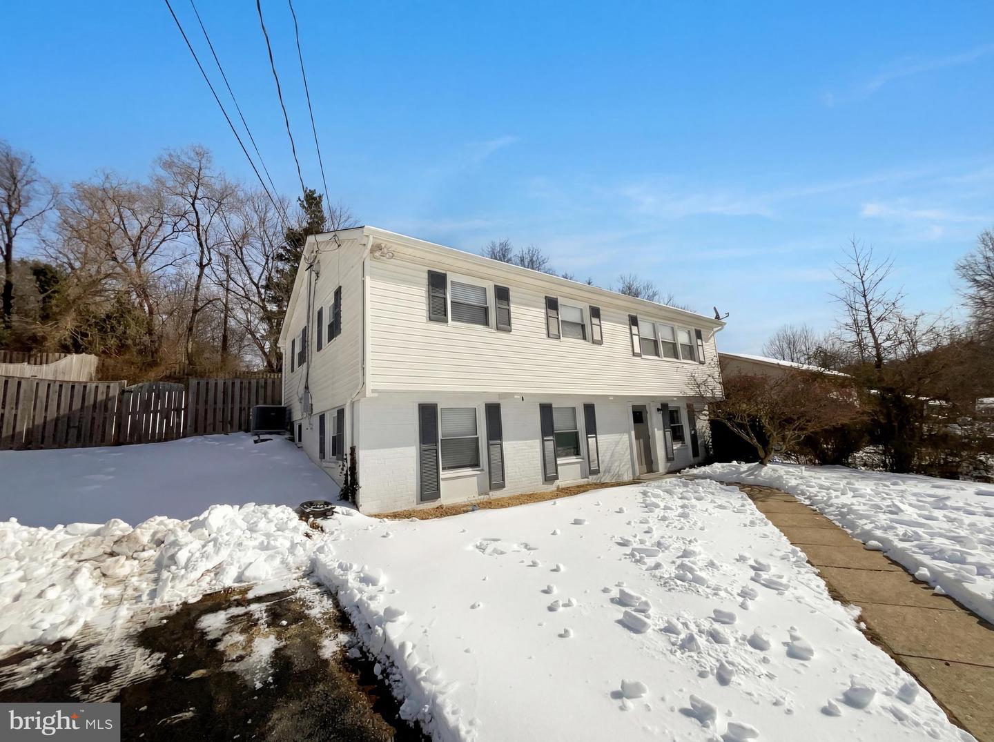 6515 CARRIAGE DR, ALEXANDRIA, Virginia 22310, 4 Bedrooms Bedrooms, ,3 BathroomsBathrooms,Residential,For sale,6515 CARRIAGE DR,VAFX2288468 MLS # VAFX2288468