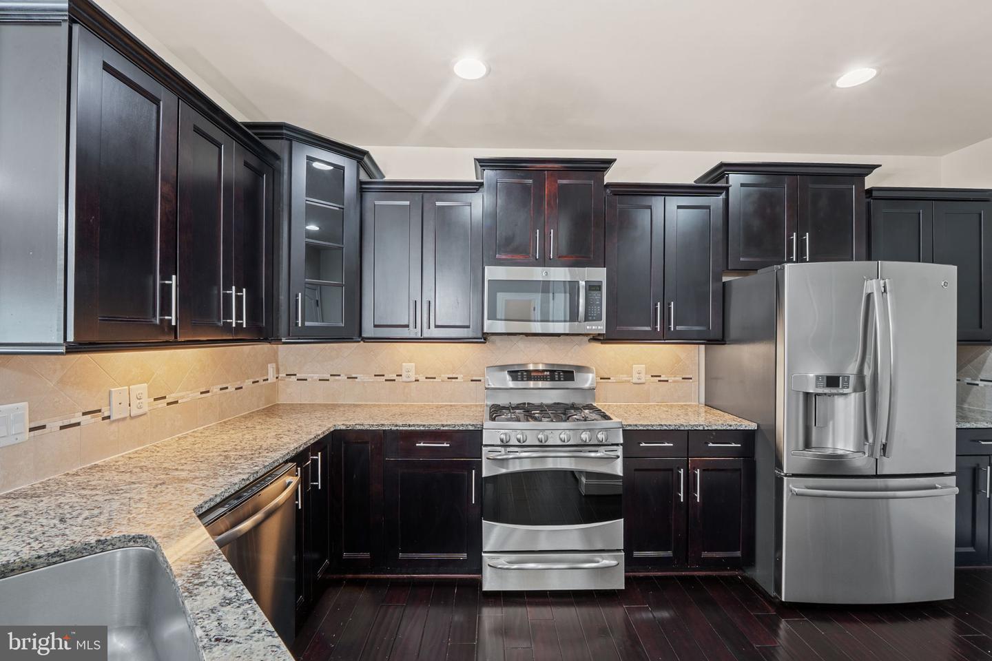 42612 HARDAGE TER, ASHBURN, Virginia 20148, 3 Bedrooms Bedrooms, ,2 BathroomsBathrooms,Residential,For sale,42612 HARDAGE TER,VALO2115072 MLS # VALO2115072