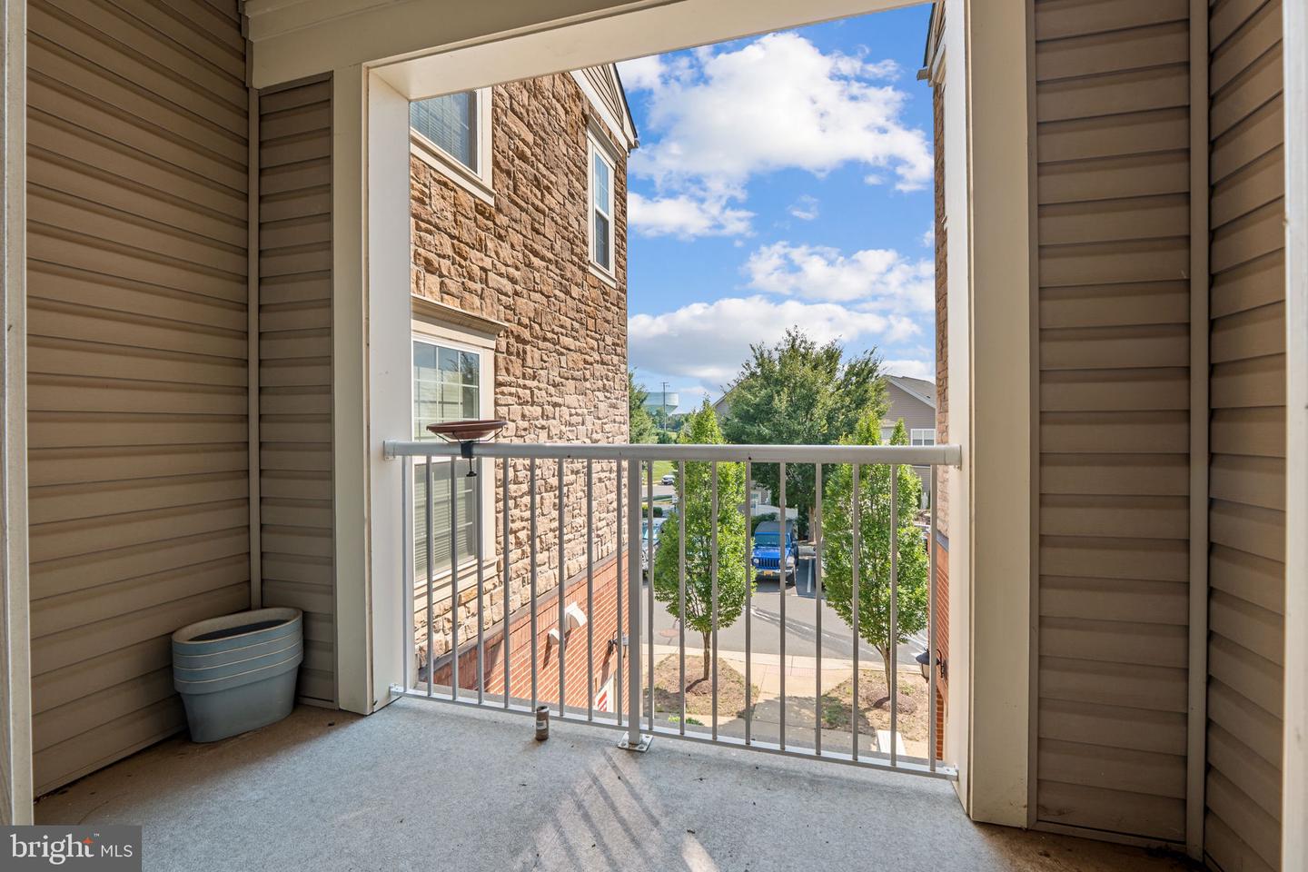 42612 HARDAGE TER, ASHBURN, Virginia 20148, 3 Bedrooms Bedrooms, ,2 BathroomsBathrooms,Residential,For sale,42612 HARDAGE TER,VALO2115072 MLS # VALO2115072