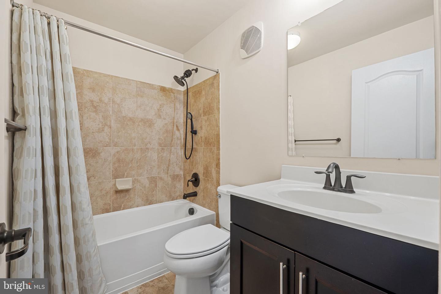 42612 HARDAGE TER, ASHBURN, Virginia 20148, 3 Bedrooms Bedrooms, ,2 BathroomsBathrooms,Residential,For sale,42612 HARDAGE TER,VALO2115072 MLS # VALO2115072