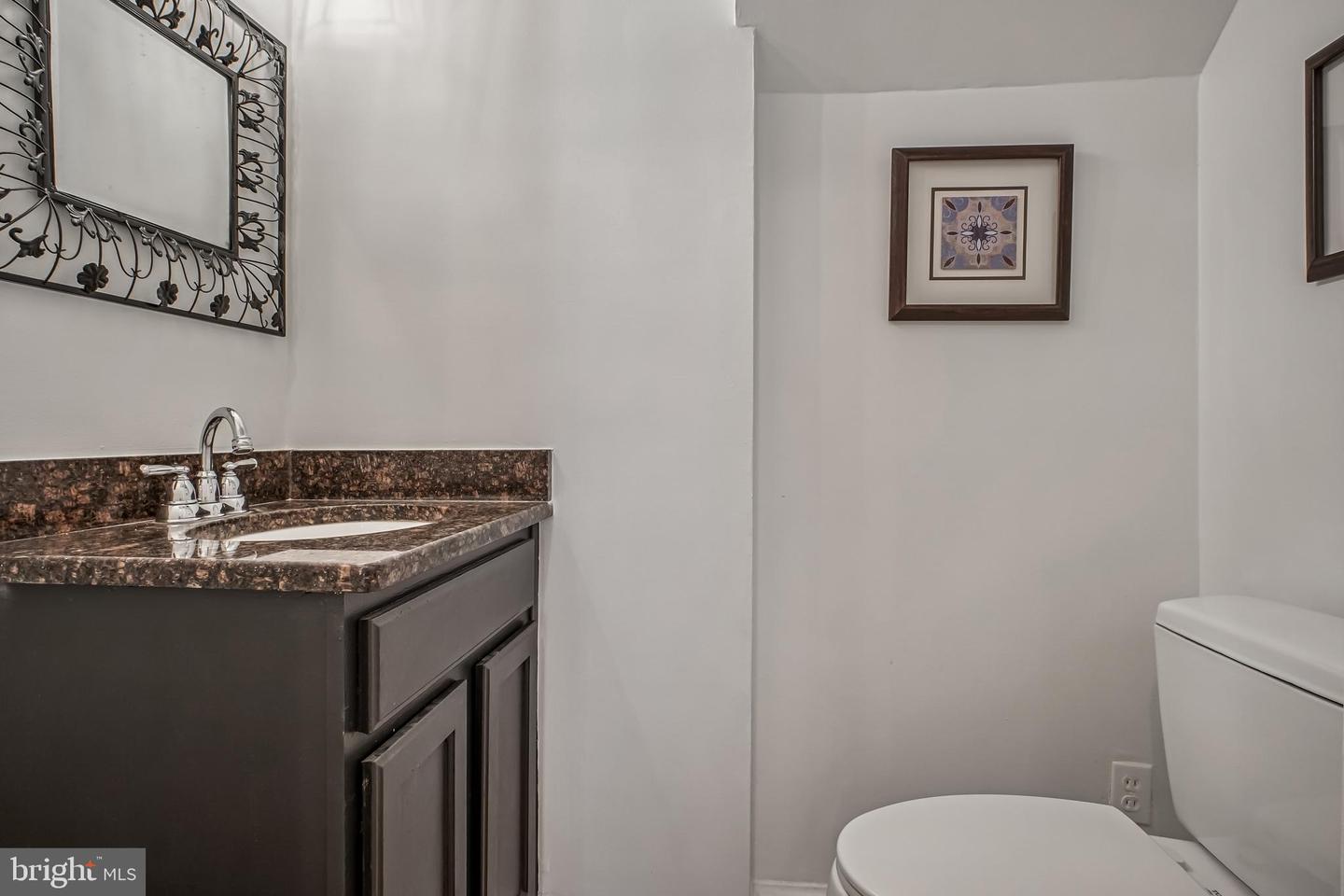 423 20TH ST NE, WASHINGTON, District Of Columbia 20002, 2 Bedrooms Bedrooms, ,1 BathroomBathrooms,Residential,For sale,423 20TH ST NE,DCDC2244410 MLS # DCDC2244410