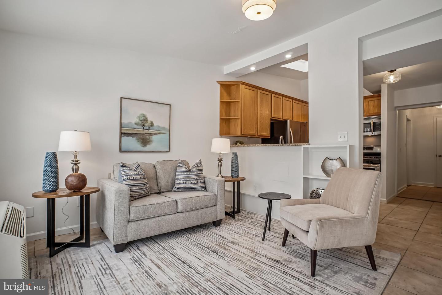 423 20TH ST NE, WASHINGTON, District Of Columbia 20002, 2 Bedrooms Bedrooms, ,1 BathroomBathrooms,Residential,For sale,423 20TH ST NE,DCDC2244410 MLS # DCDC2244410