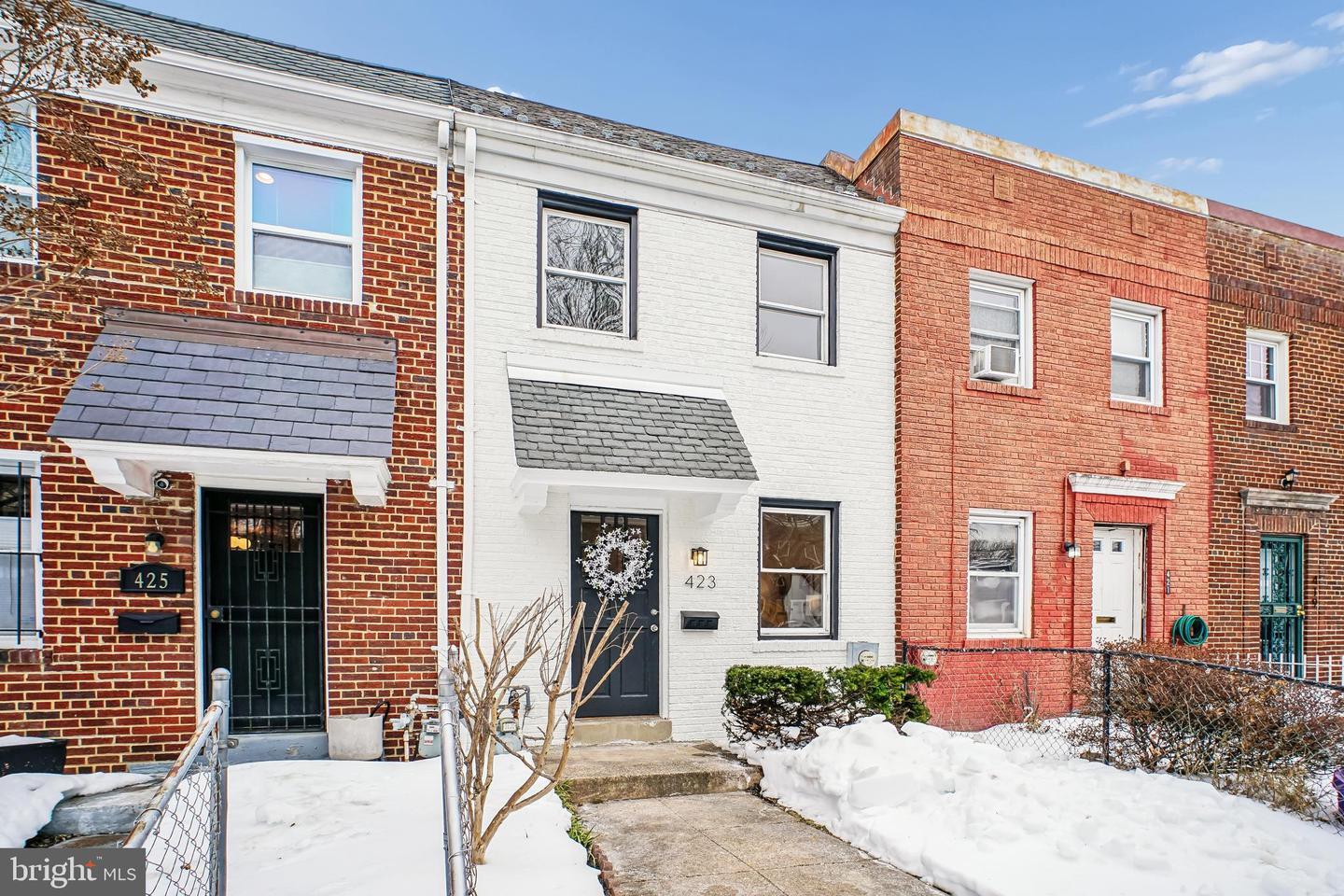423 20TH ST NE, WASHINGTON, District Of Columbia 20002, 2 Bedrooms Bedrooms, ,1 BathroomBathrooms,Residential,For sale,423 20TH ST NE,DCDC2244410 MLS # DCDC2244410