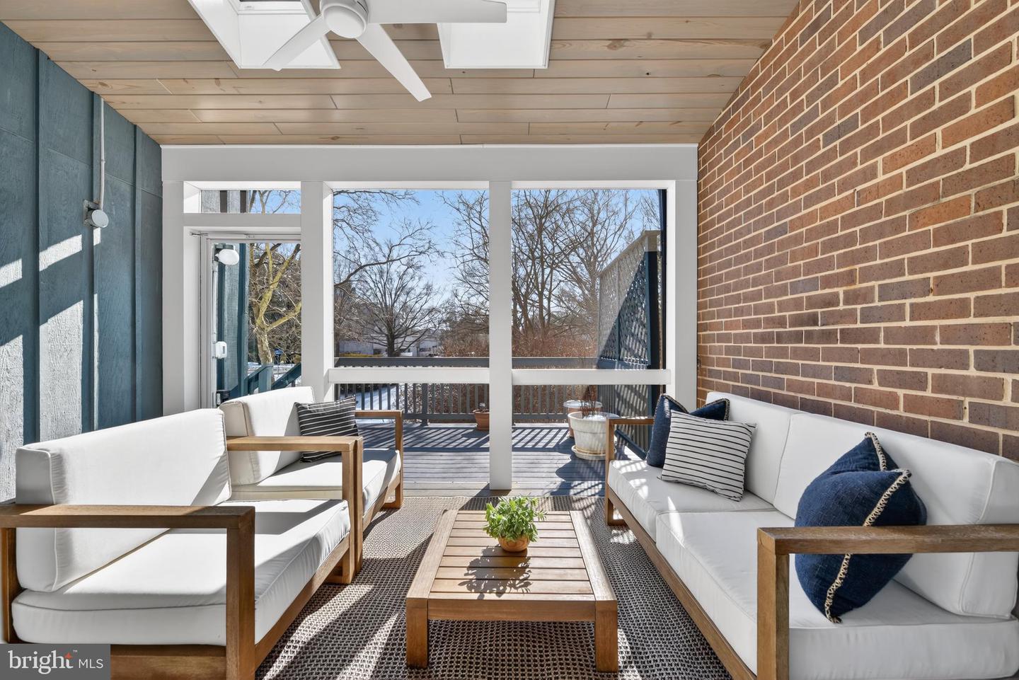 11560 LINKS DR, RESTON, Virginia 20190, 4 Bedrooms Bedrooms, ,2 BathroomsBathrooms,Residential,For sale,11560 LINKS DR,VAFX2288510 MLS # VAFX2288510