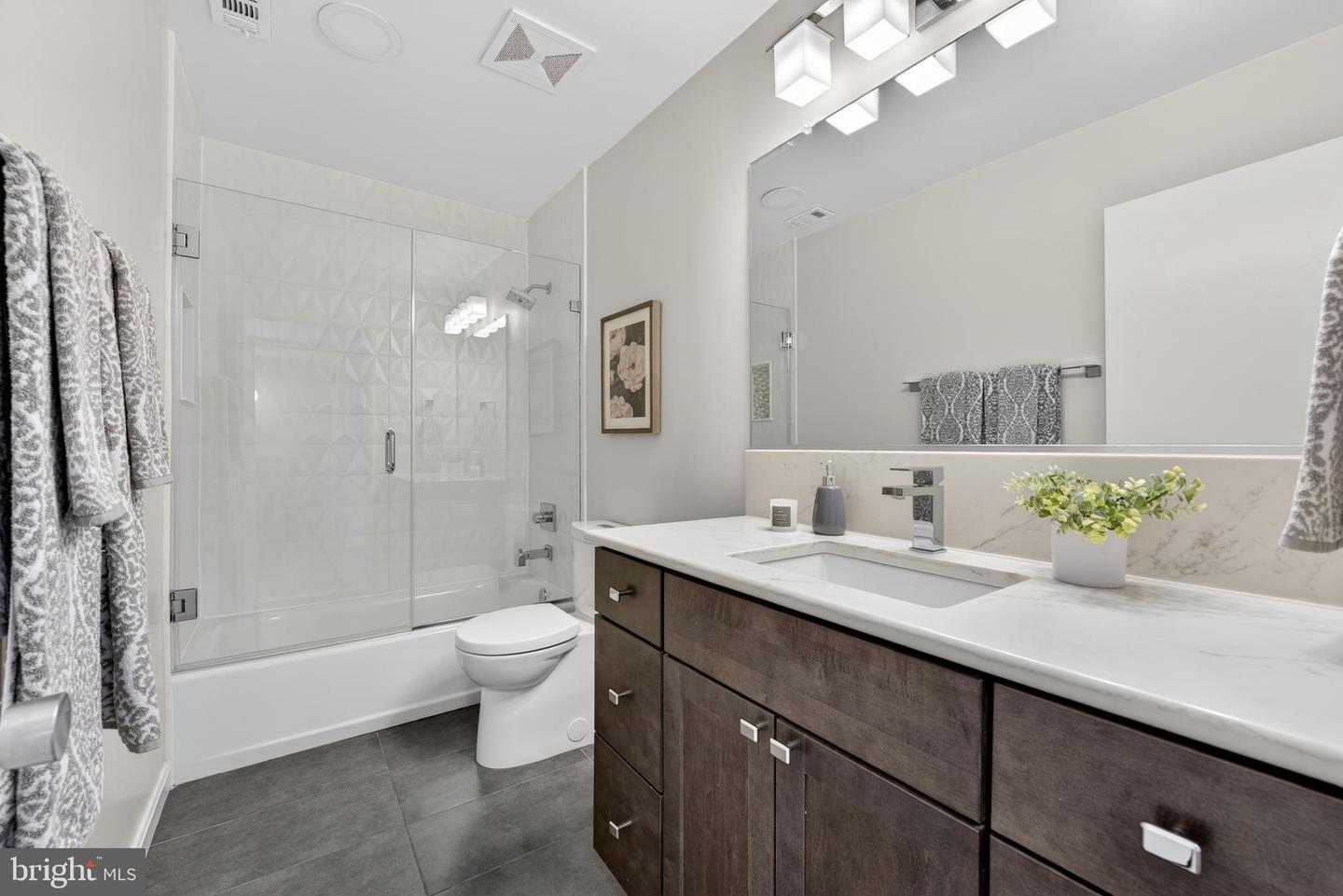 11560 LINKS DR, RESTON, Virginia 20190, 4 Bedrooms Bedrooms, ,2 BathroomsBathrooms,Residential,For sale,11560 LINKS DR,VAFX2288510 MLS # VAFX2288510