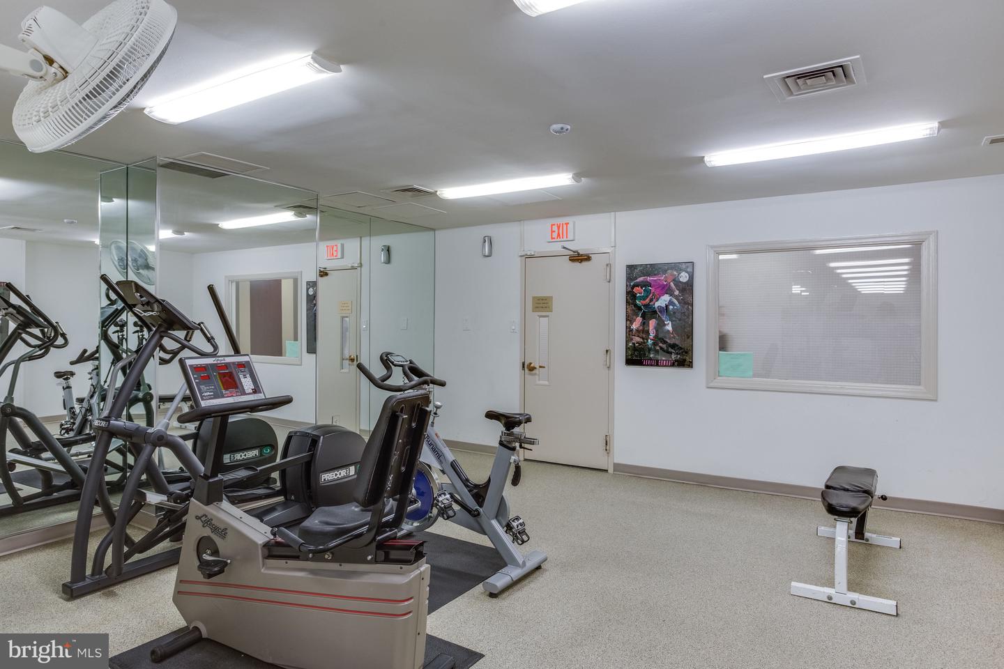 3705 S GEORGE MASON DR #2009S, FALLS CHURCH, Virginia 22041, 2 Bedrooms Bedrooms, ,2 BathroomsBathrooms,Residential,For sale,3705 S GEORGE MASON DR #2009S,VAFX2288728 MLS # VAFX2288728