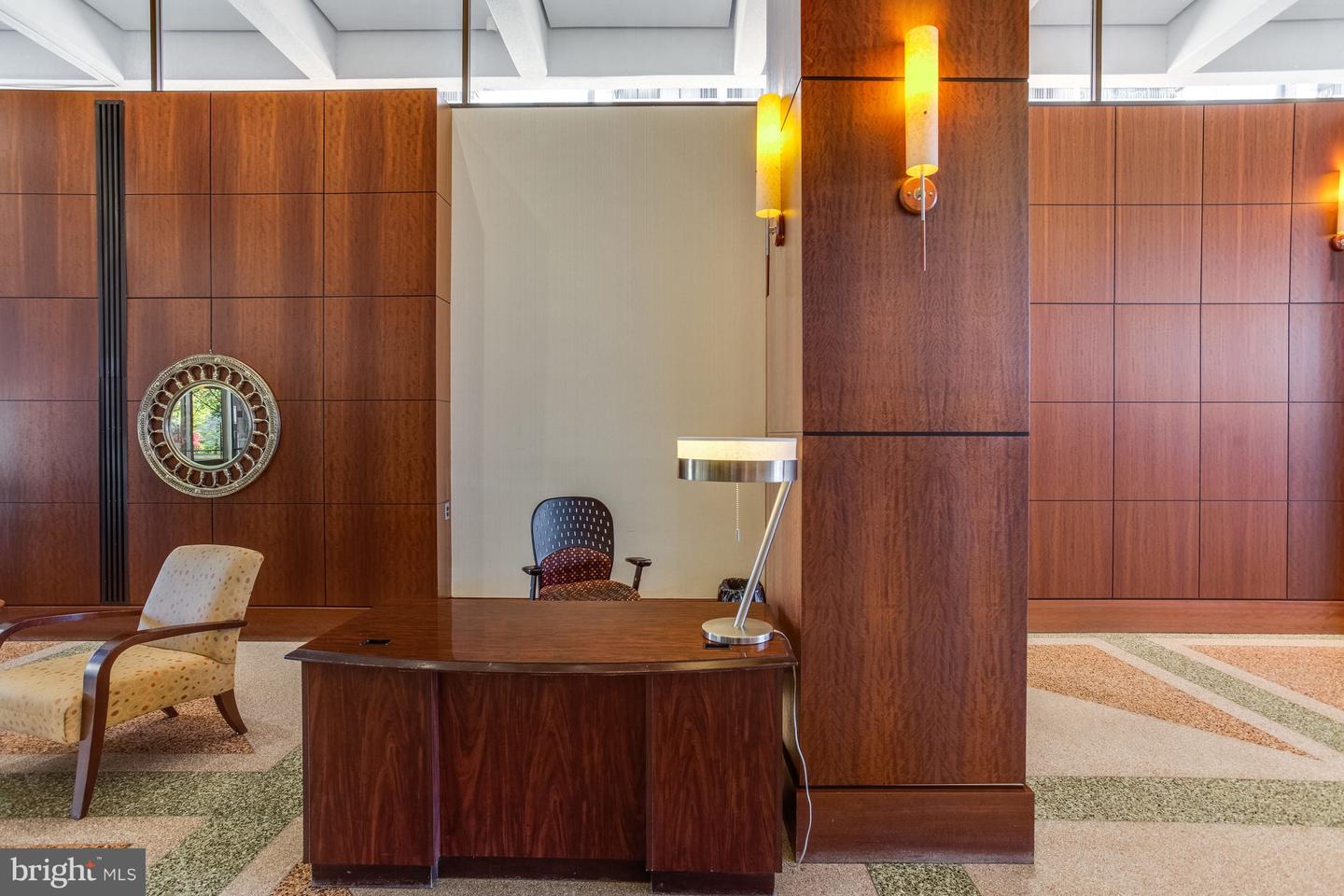 3705 S GEORGE MASON DR #2009S, FALLS CHURCH, Virginia 22041, 2 Bedrooms Bedrooms, ,2 BathroomsBathrooms,Residential,For sale,3705 S GEORGE MASON DR #2009S,VAFX2288728 MLS # VAFX2288728