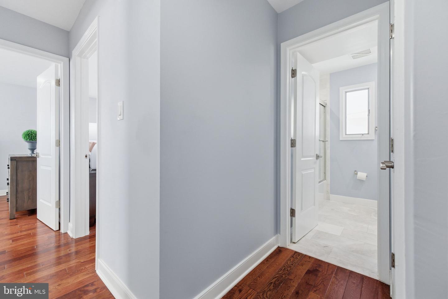 6728 HOPEWELL AVE, SPRINGFIELD, Virginia 22151, 4 Bedrooms Bedrooms, ,2 BathroomsBathrooms,Residential,For sale,6728 HOPEWELL AVE,VAFX2288756 MLS # VAFX2288756